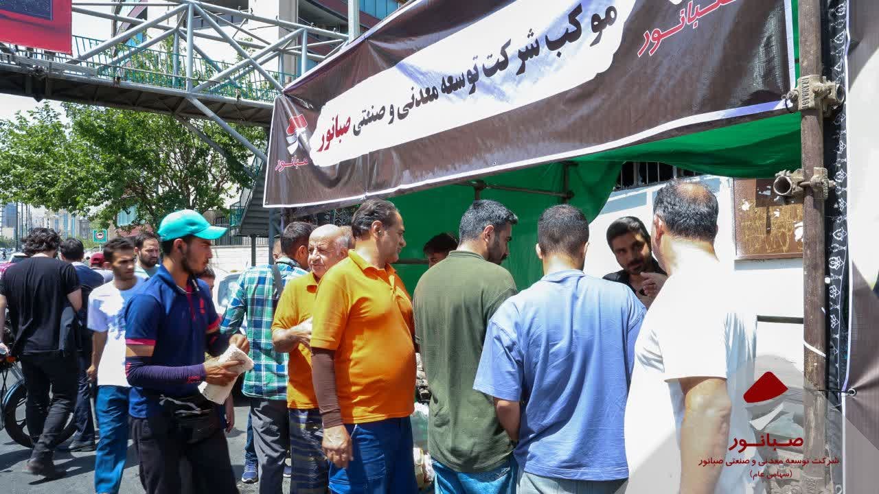 برپایی موکب شرکت صبانور در مراسم بزرگداشت و تشییع رهبر شهید