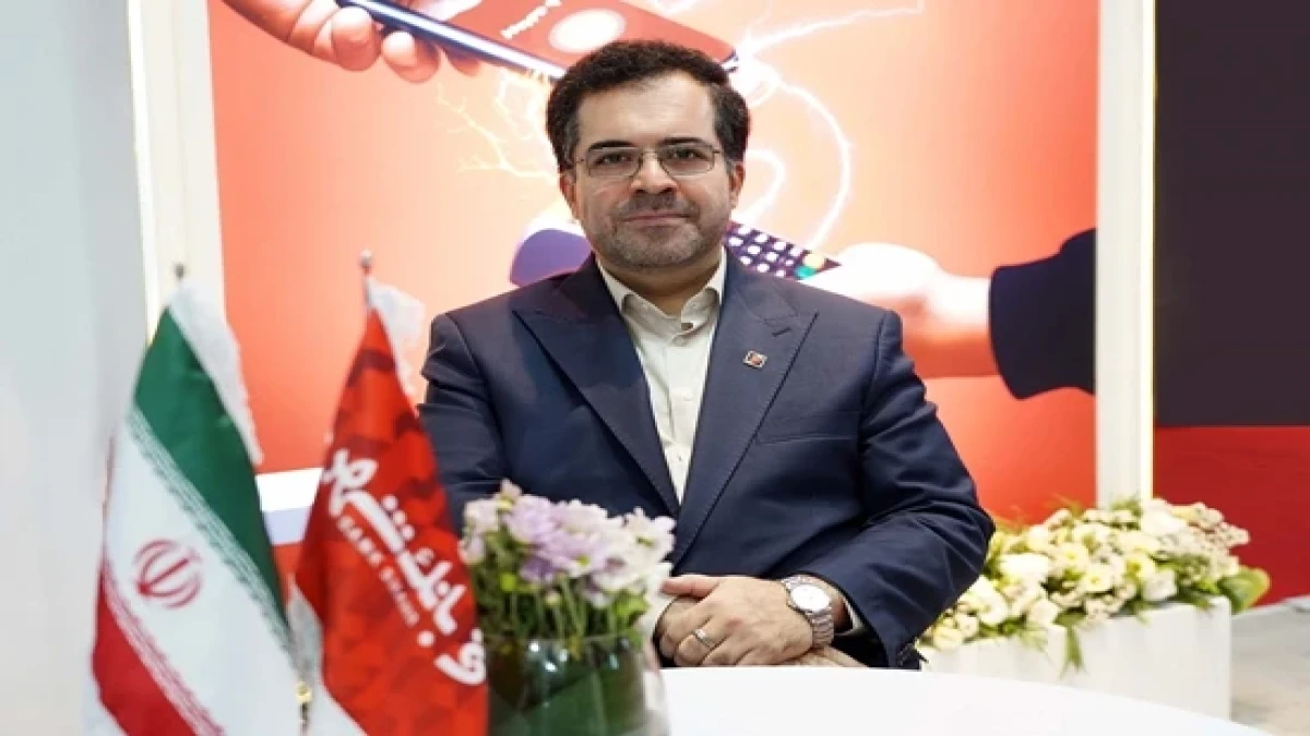 معرفی خدمات جدید بانک شهر در نمایشگاه الکامپ