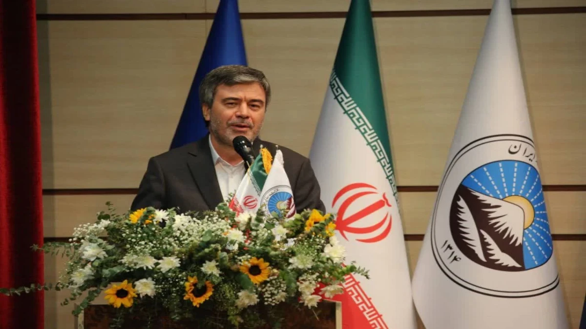 تقدیر و تشکر مدیرعامل بیمه ایران ازهمکاران ارجمند، مدیران خدوم و نمایندگان فرهیخته خانواده بزرگ بیمه ایران
